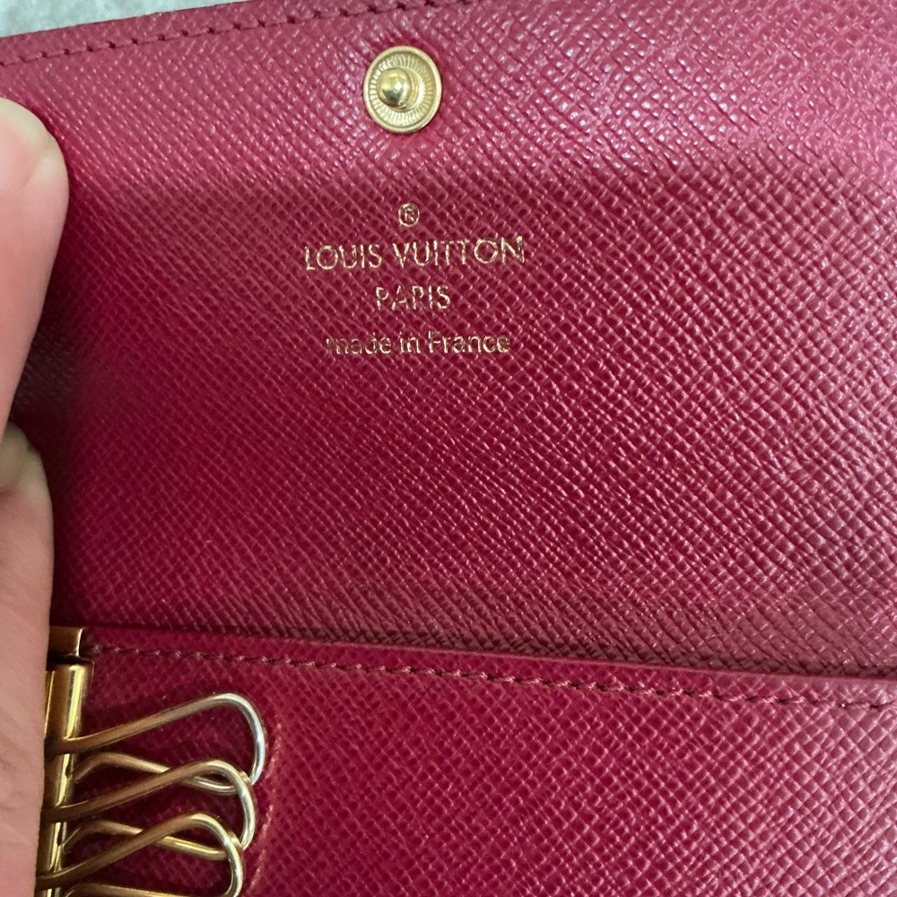 ✨💎EXCELLENT💎✨ LOUIS VUITTON KEY CLES. With BOX! - Picture 3 of 10